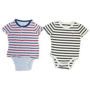 Baby Gap Boys Kids Set of 2 Short Sleeve Onesie Cotton Bodysuits. 12-18 Months.
